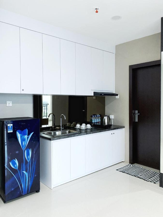 Formosa Residencen - The Apartments 2 Bed Room Нагоя Екстериор снимка