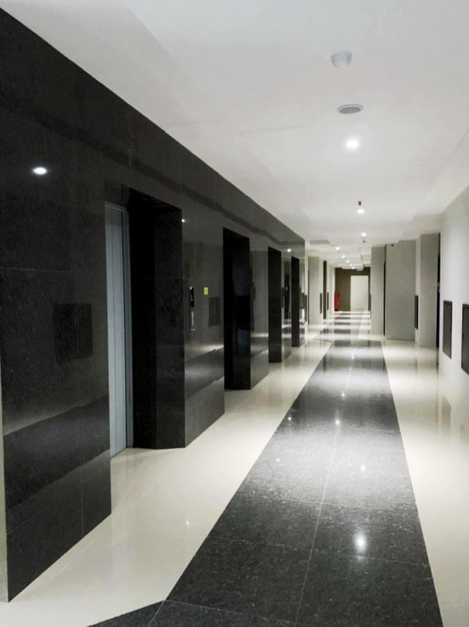 Formosa Residencen - The Apartments 2 Bed Room Нагоя Екстериор снимка